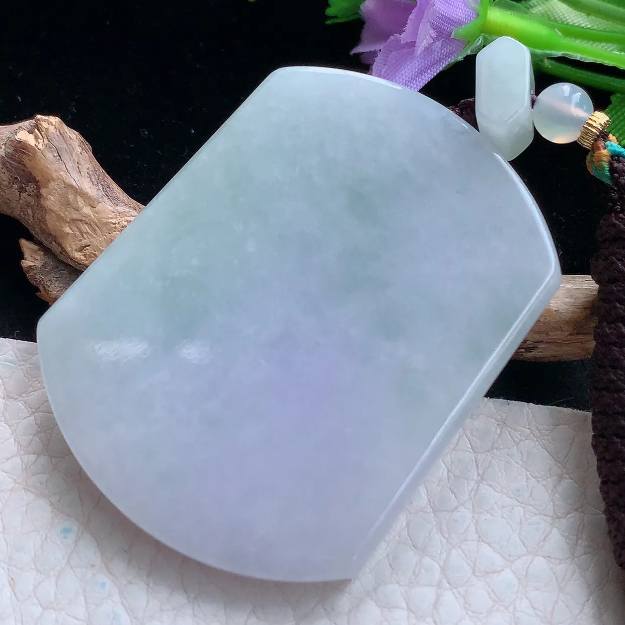 zen实拍54*41*6.2天然缅甸翡翠淡紫平安无事牌吊坠