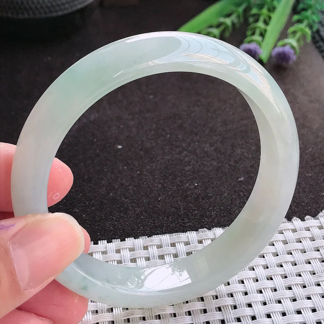 实拍翡翠A货58/13.1/8老坑冰胶水灵冰晴手镯翡翠玉镯女款百搭