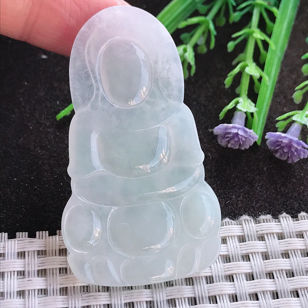 实拍A货翡翠56/31.8/4.8老坑冰润起胶月光白正装观音吊坠翡翠挂件