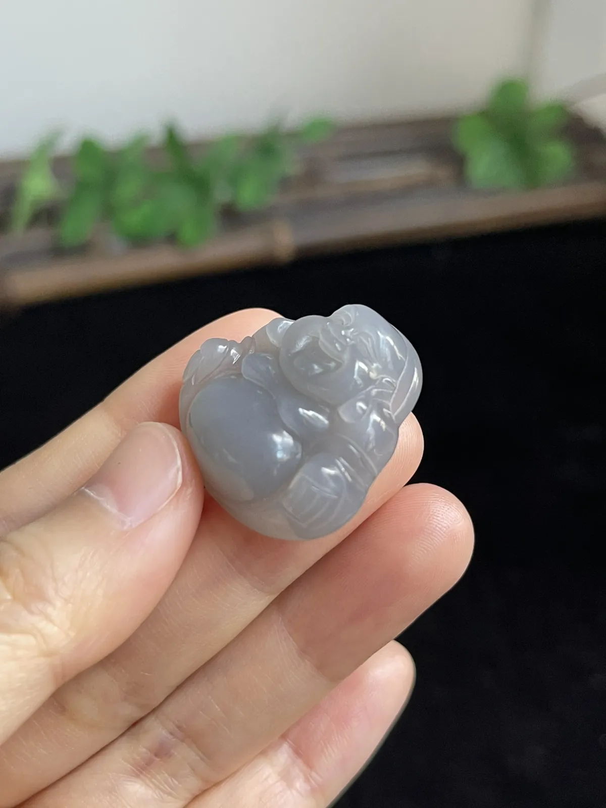 浅烟紫佛公，和田玉挂坠