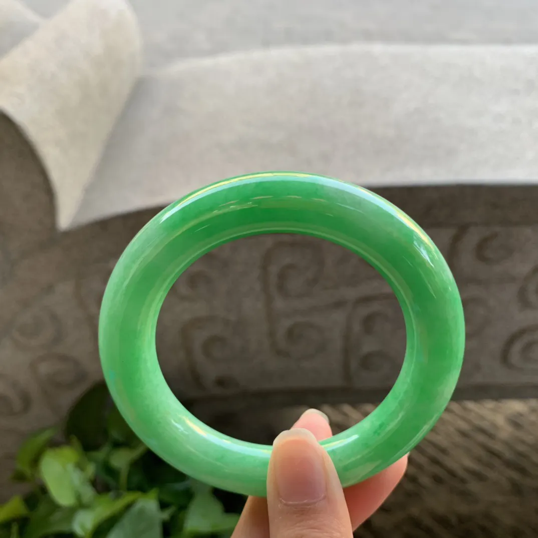 圈口 55.7-11.4【满阳绿圆条手镯】圆条55 56可戴
