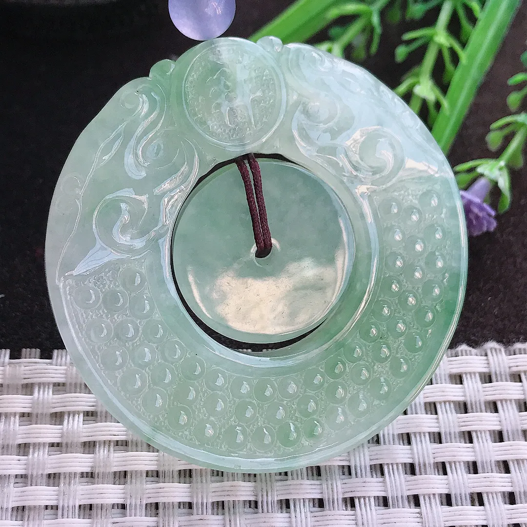 实拍A货翡翠53.8/6.6老坑冰胶水灵冰晴甜绿仿古平安扣吊坠翡翠挂件