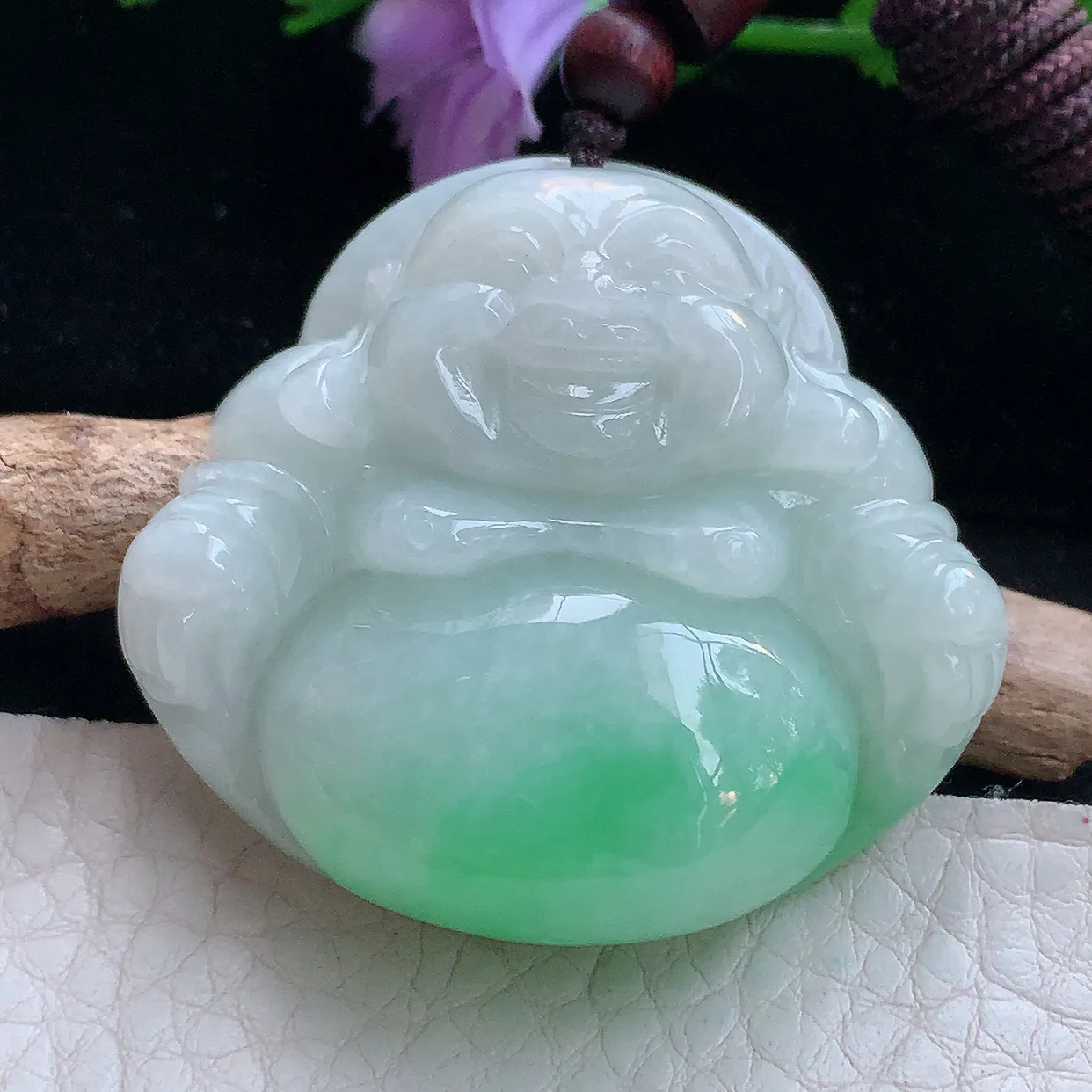 zen实拍40.5*44*13.8天然缅甸翡翠白底青飘绿佛公吊坠 大肚弥勒佛像