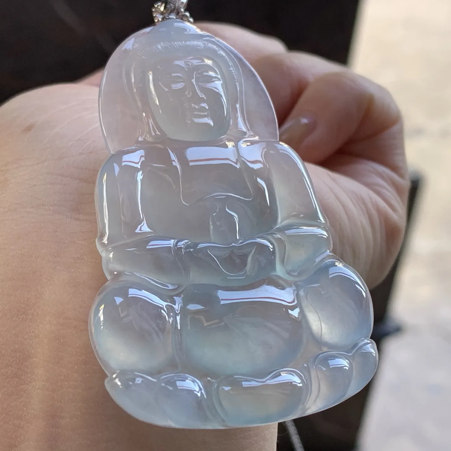 冰种观音
冰味十足 佩戴大气