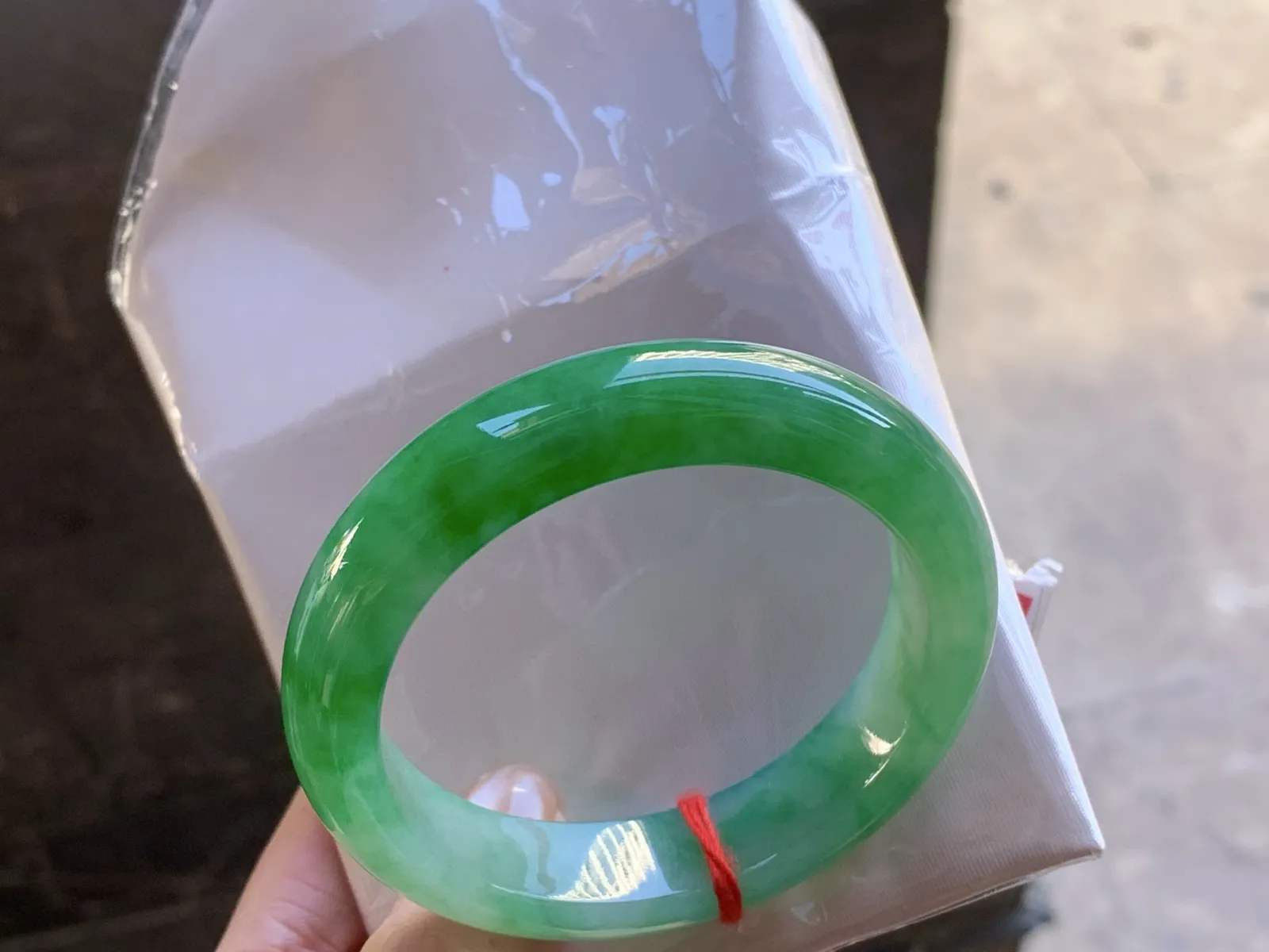 55.5-13.4-8.7

辣绿手镯^_^
颜色漂亮