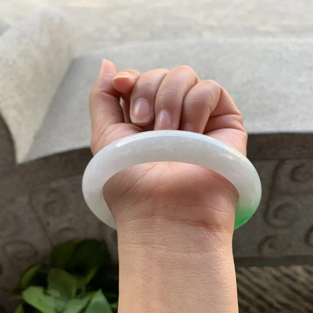 大圈口 62-12.4-9.8【飘阳绿正圈手镯】正圈62 63可戴