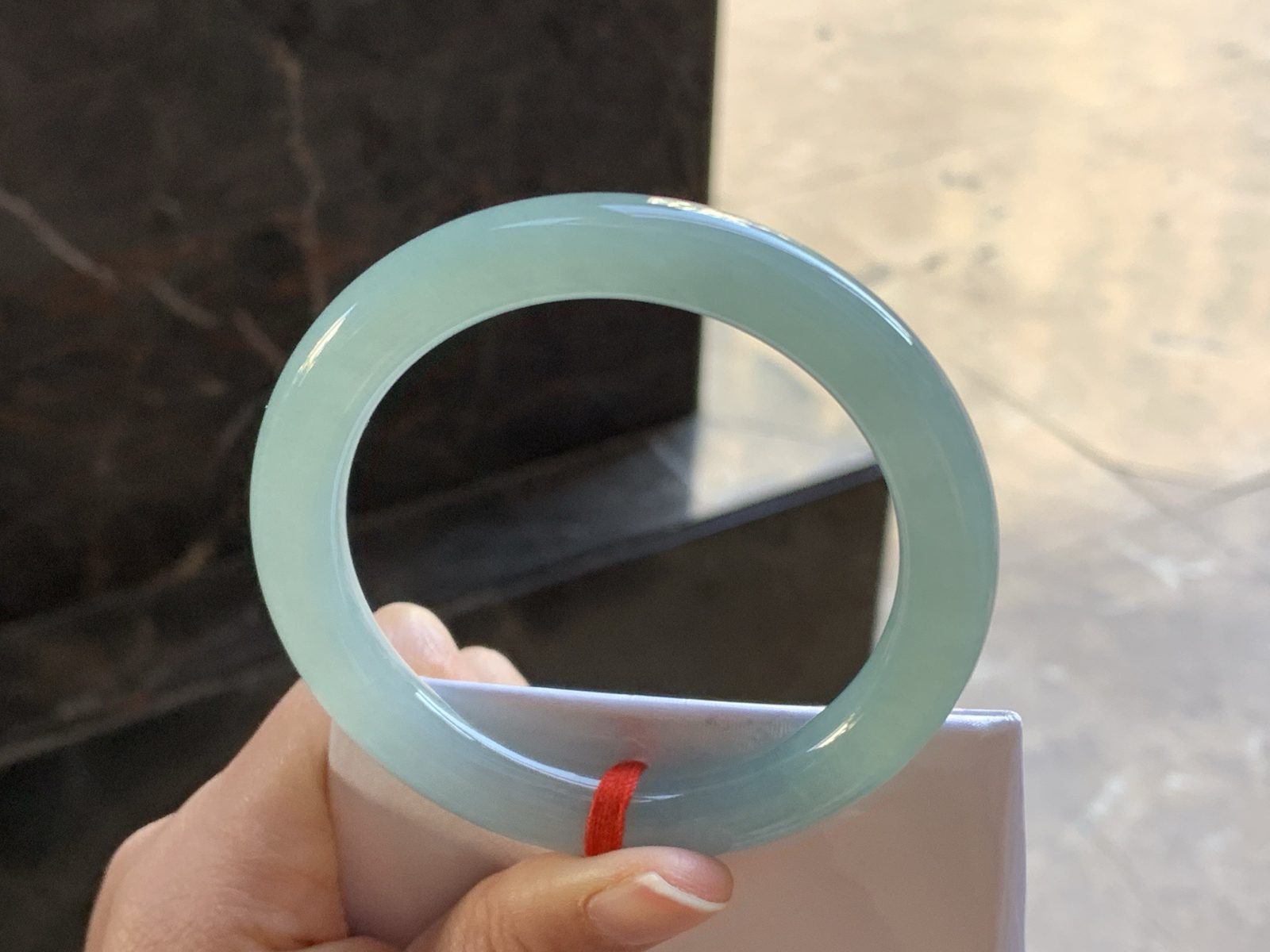 57-10

蓝水圆条手镯^_^清新