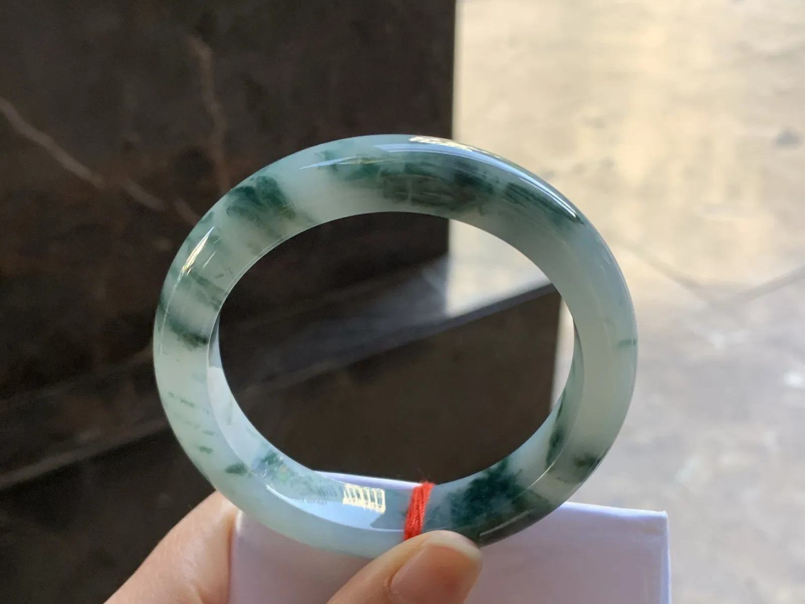 56.5-12.7-9

蓝花手镯^_^飘花浓郁