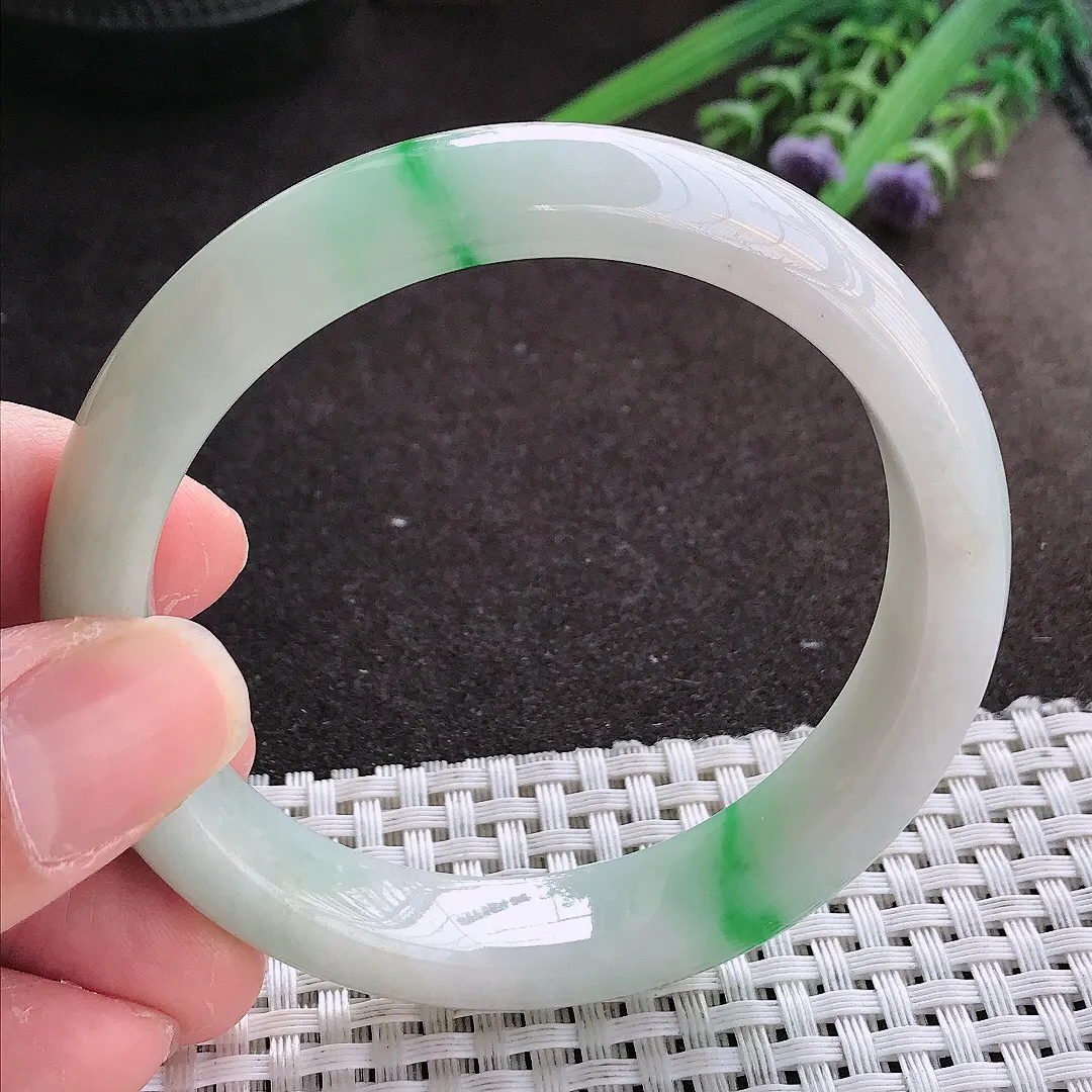 实拍翡翠A货56.5/12.5/8.2老坑精美温润飘阳绿手镯宽边翡翠玉镯女款百搭