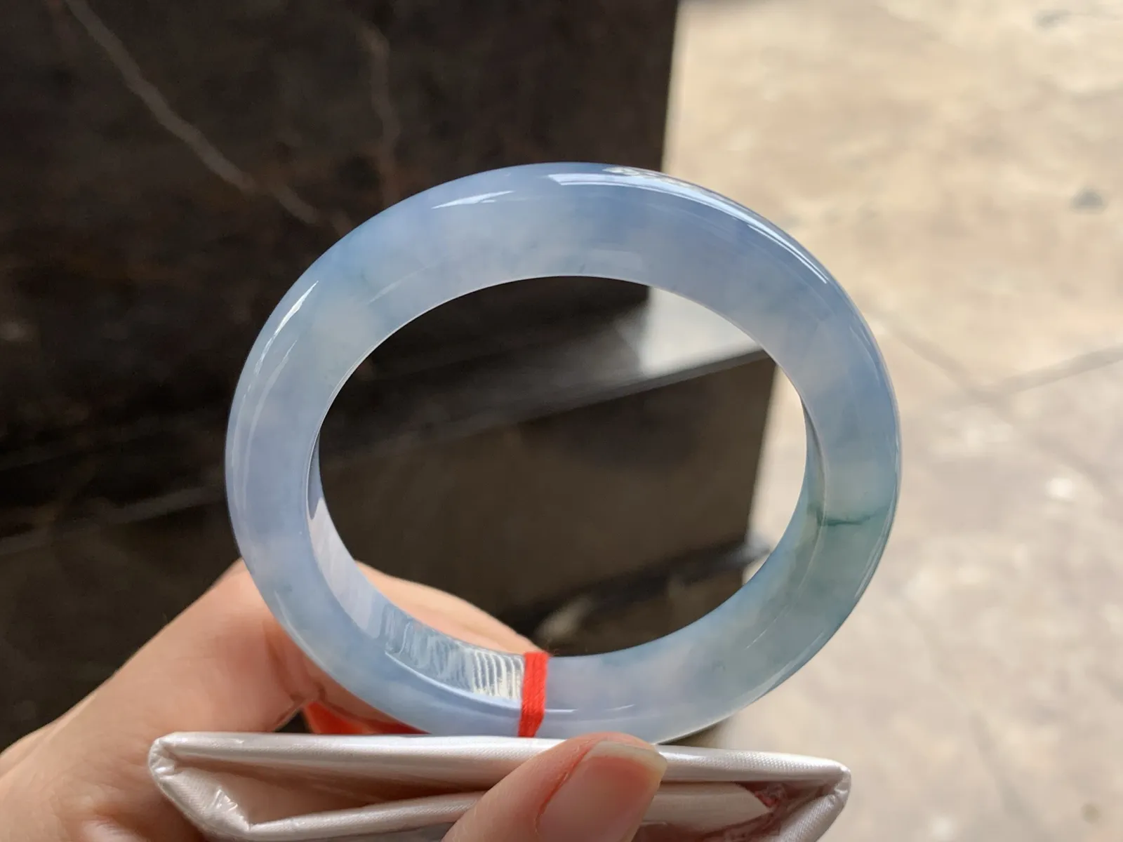 55.5-11.4-9.5

紫罗兰手镯^_^种水好