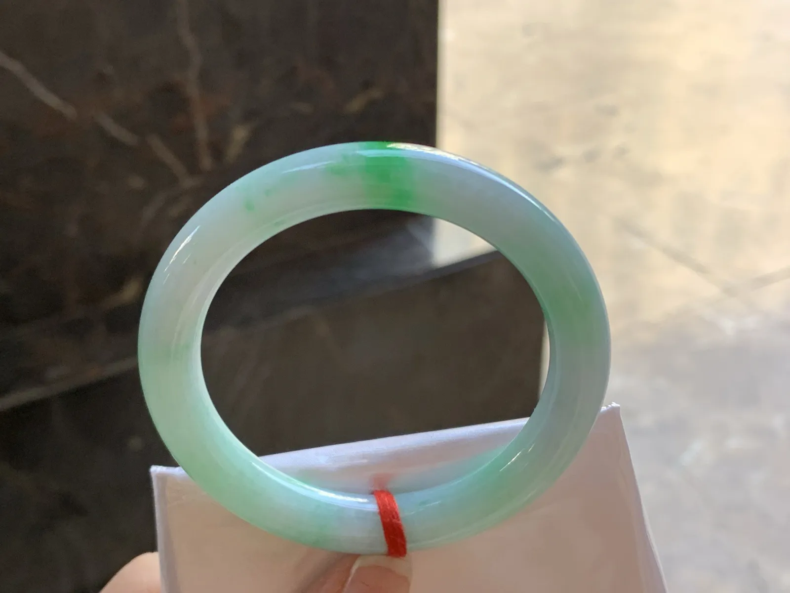 52-9.5

带色圆条手镯^_^颜色好看 细腻