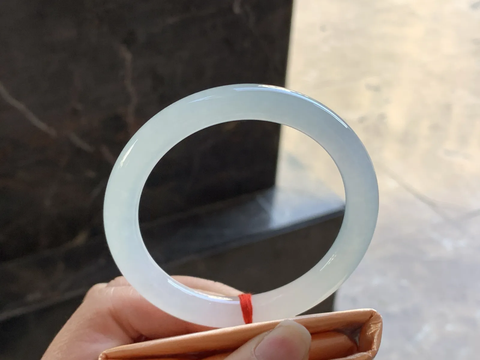 55-8.8

冰种细条^_^冰透清新