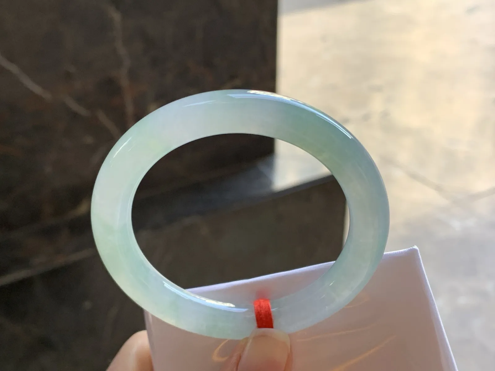 51.5-9.2

冰种晴水圆条手镯^_^清新冰透