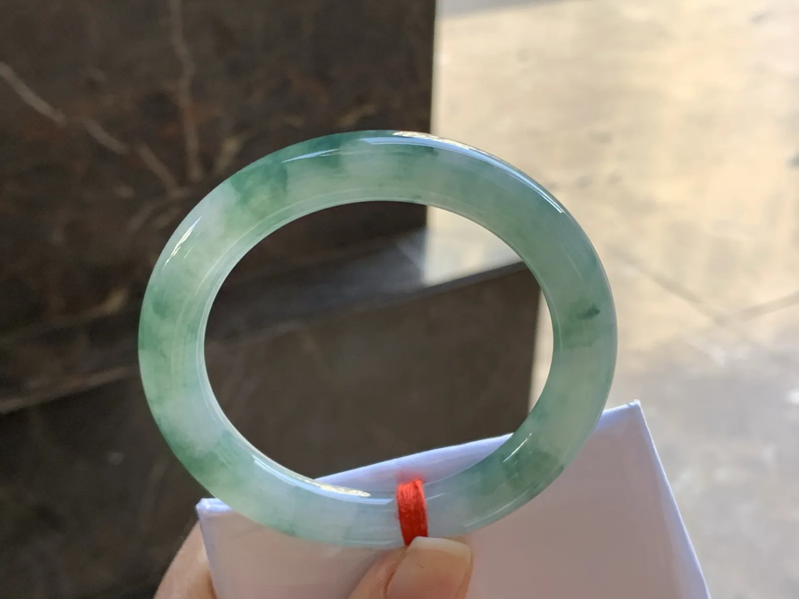 53-10.

蓝花圆条手镯^_^飘花鲜艳