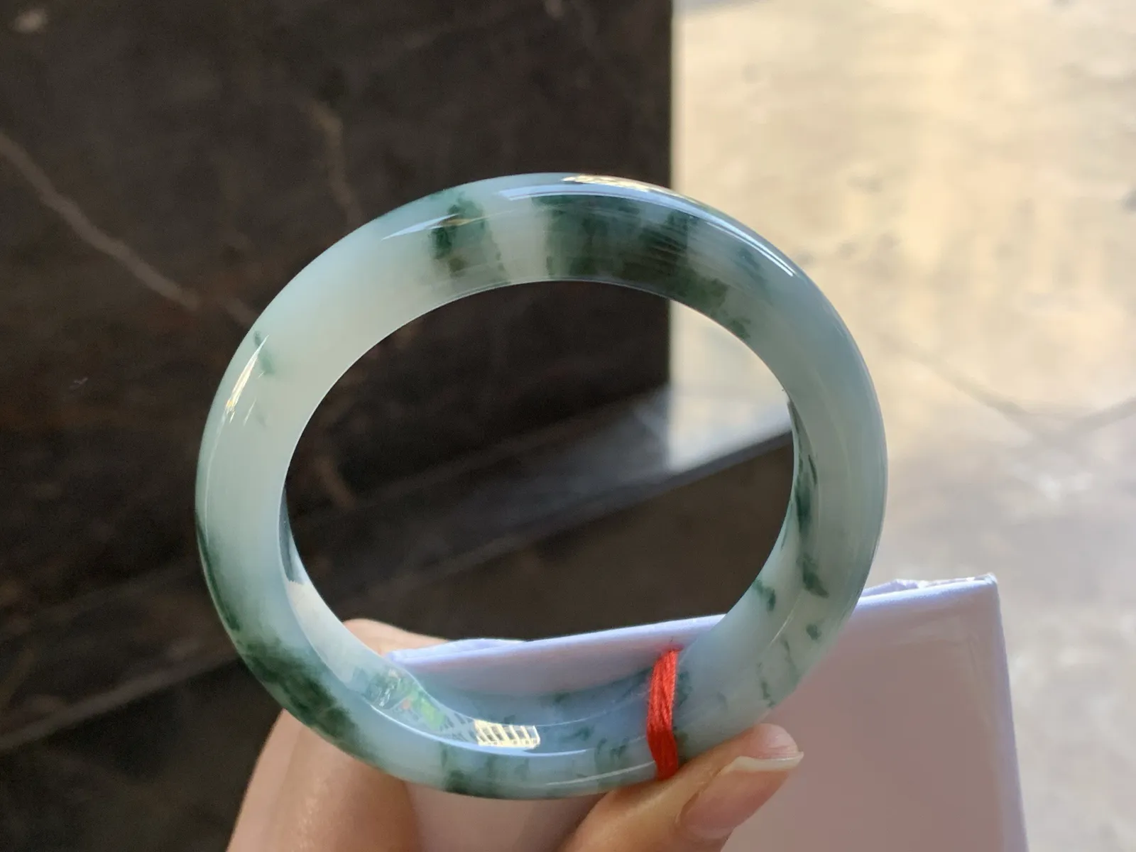 56.5-12.7-9

蓝花手镯^_^飘花浓郁