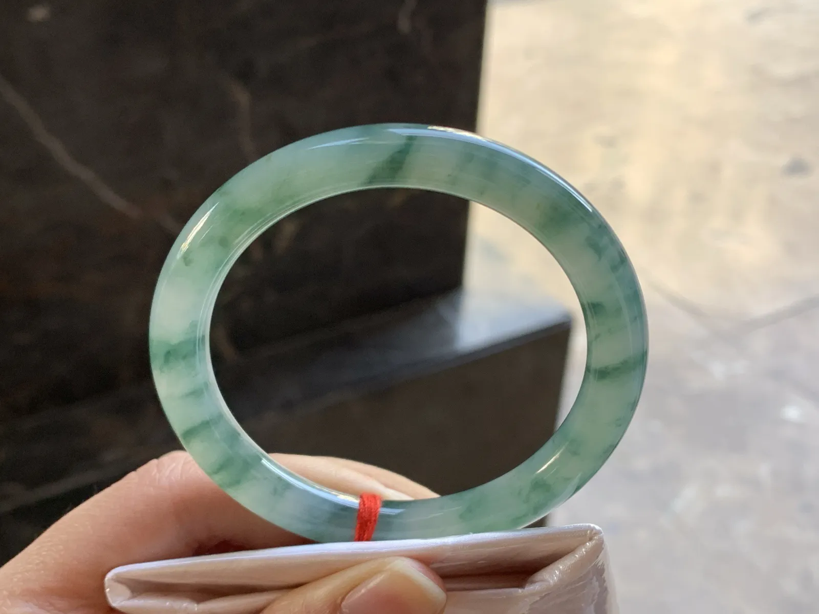 54.5-8.4

蓝花圆条手镯^_^飘花灵韵