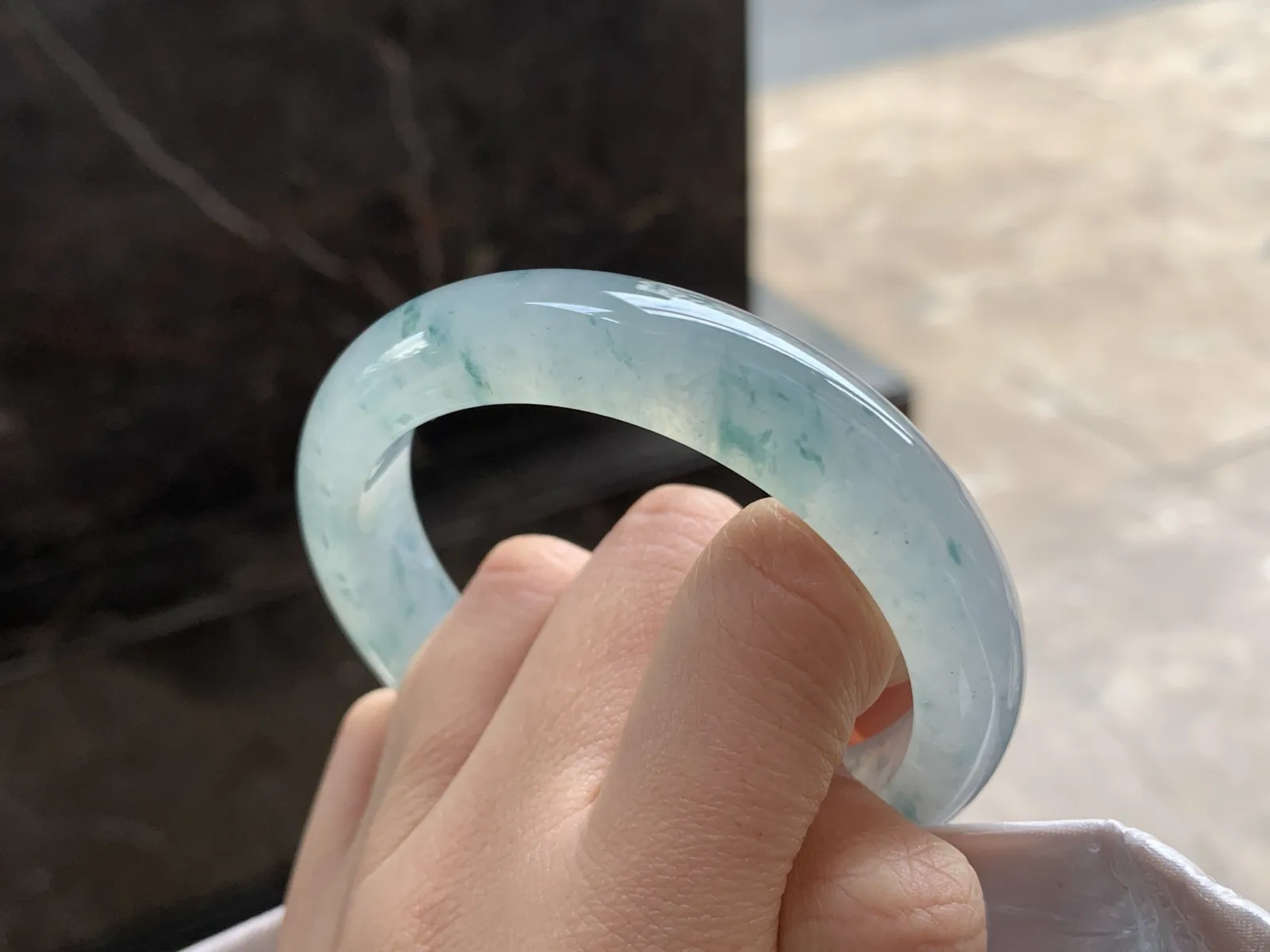 54.5-12.3-8.2

冰蓝花手镯^_^飘花灵韵 水润冰透