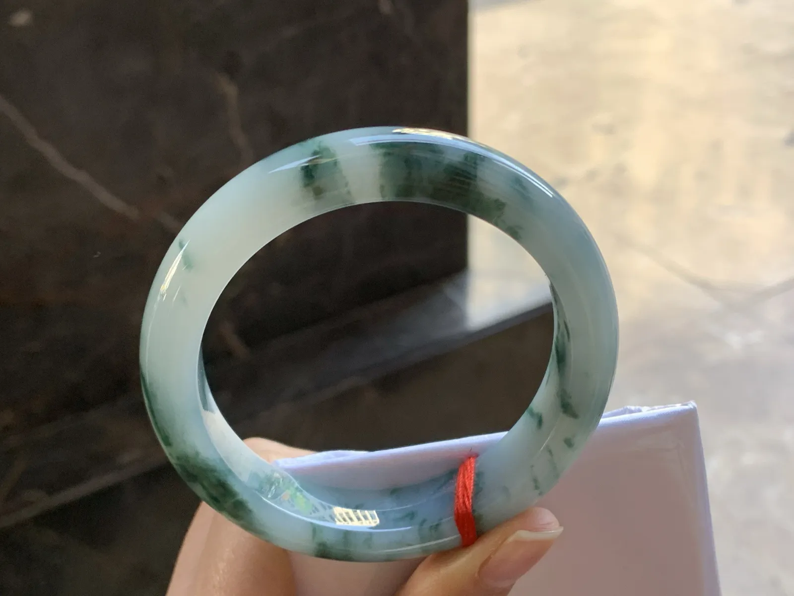 56.5-12.7-9

蓝花手镯^_^飘花浓郁