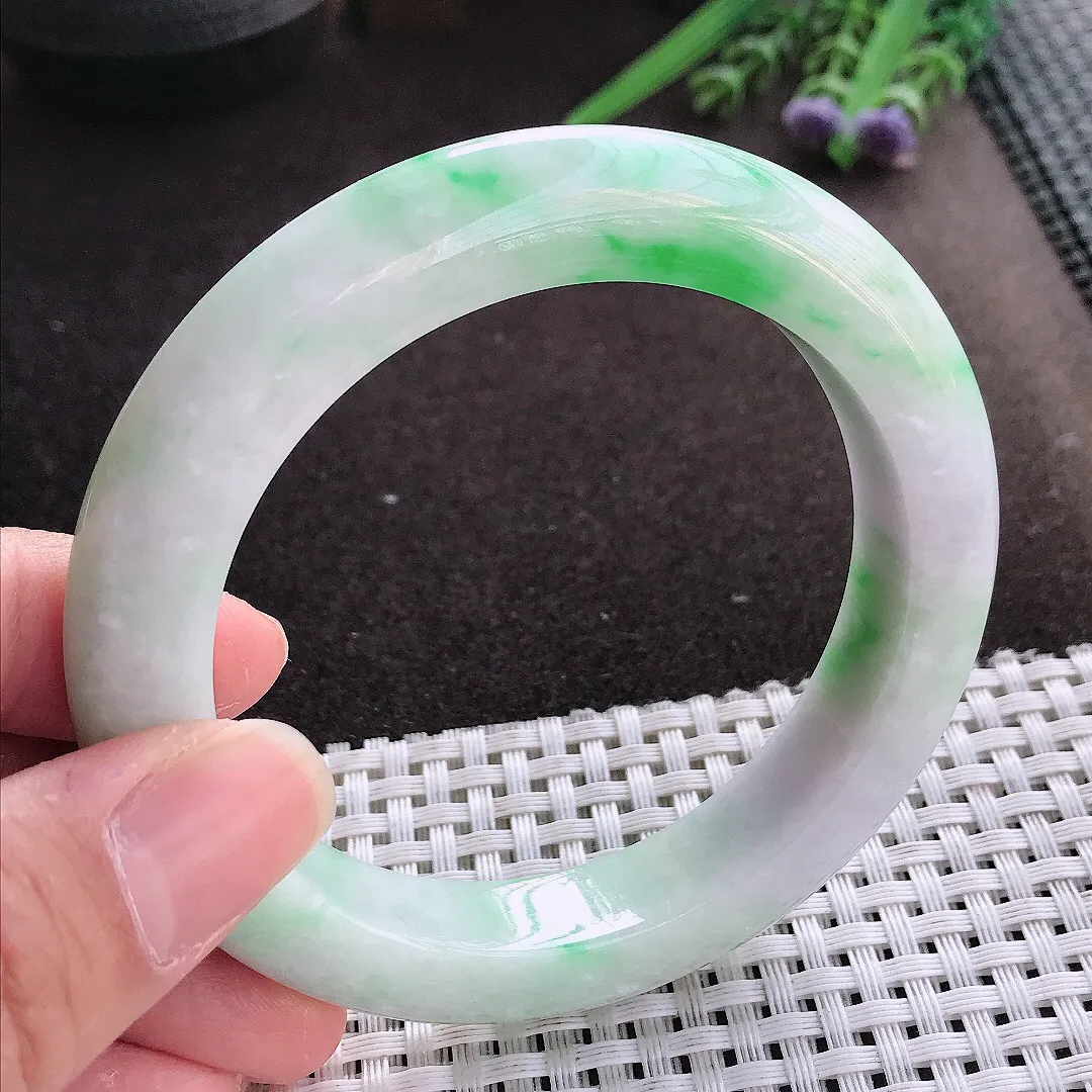 实拍翡翠A货58.5/11.8/10.3老坑精美温润飘阳绿手镯宽边翡翠玉镯女款百搭