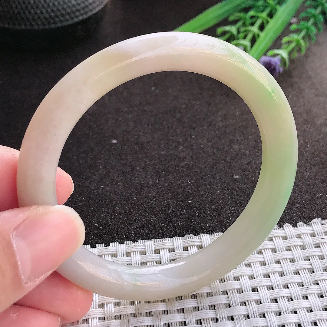 实拍翡翠A货53/9.3/9老坑冰胶水灵特色黄加绿圆条手镯翡翠玉镯女款百搭