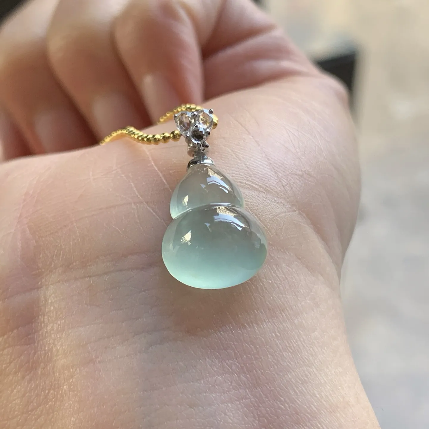 金扣冰种葫芦^_^荧光十足 清透