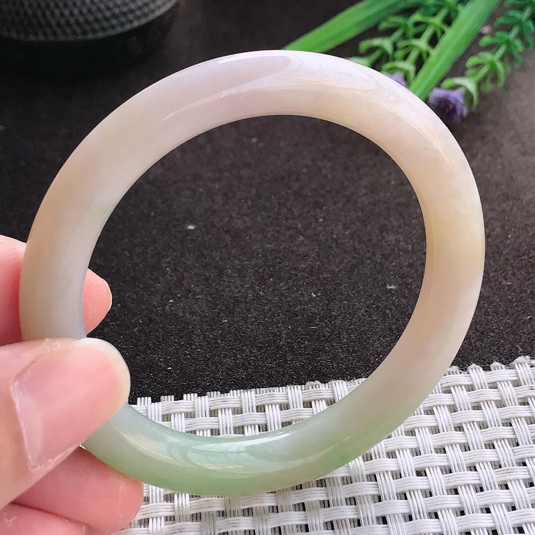 实拍翡翠A货53/9.3/9老坑冰胶水灵特色黄加绿圆条手镯翡翠玉镯女款百搭