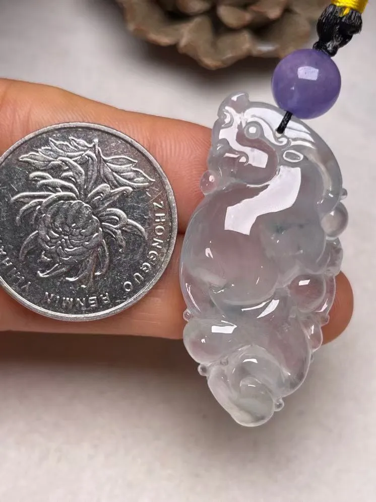 冰种飘花【龙行天下】吊坠，种水好，玉质细腻 ，卖相好.