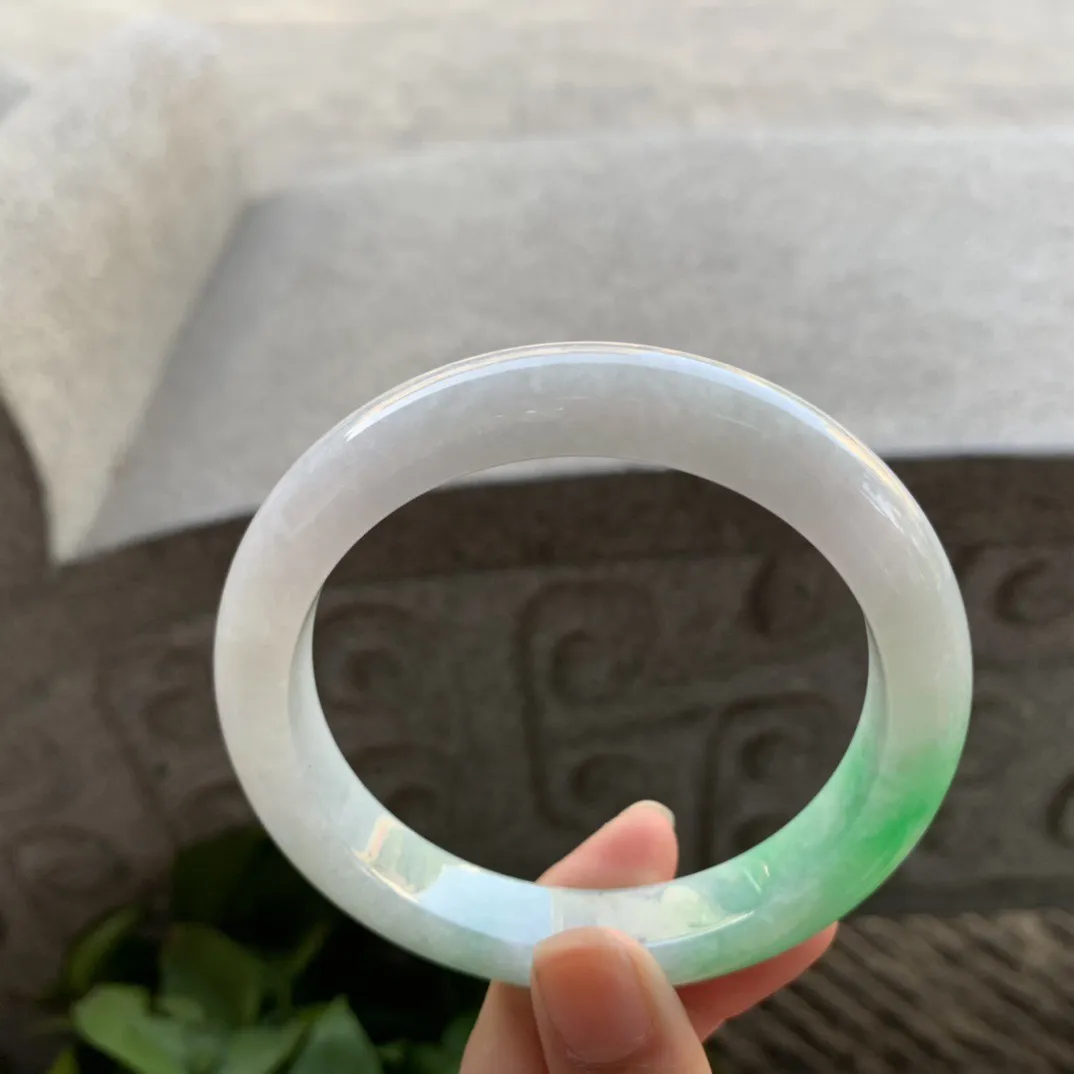 大圈口 62-12.4-9.8【飘阳绿正圈手镯】正圈62 63可戴