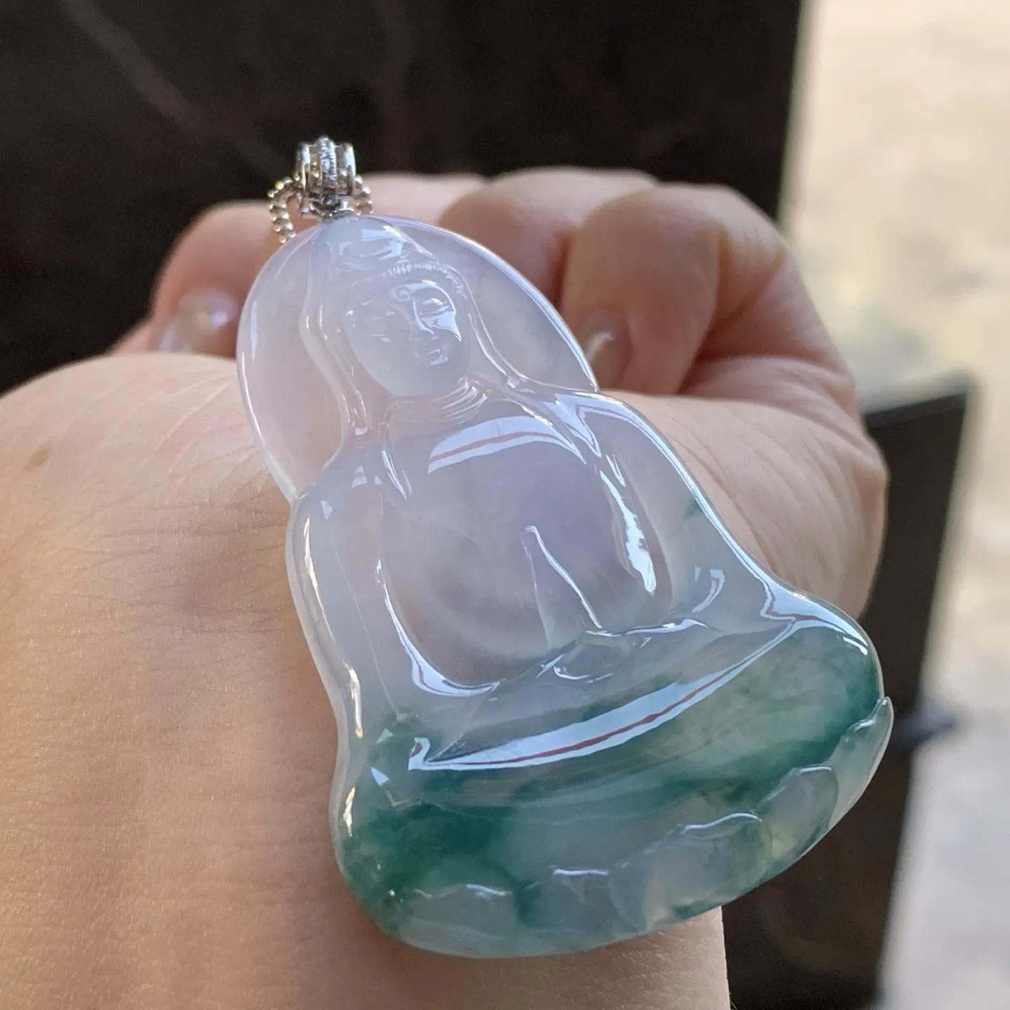 冰飘花观音
 佩戴大气