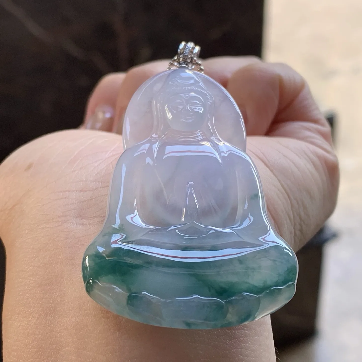 冰飘花观音
 佩戴大气