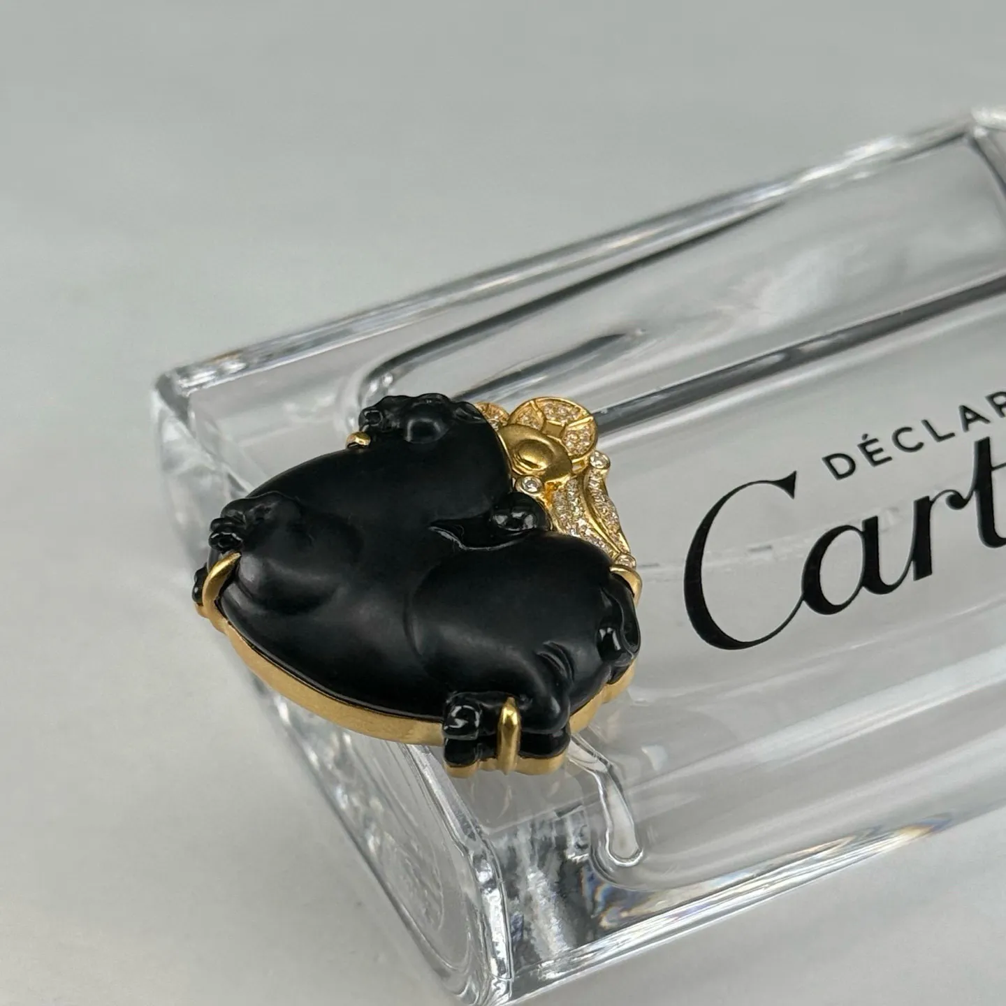 精品18k墨翠马上有钱 种好色正 黑度极好 打灯通透 油性十足 尺寸30.2