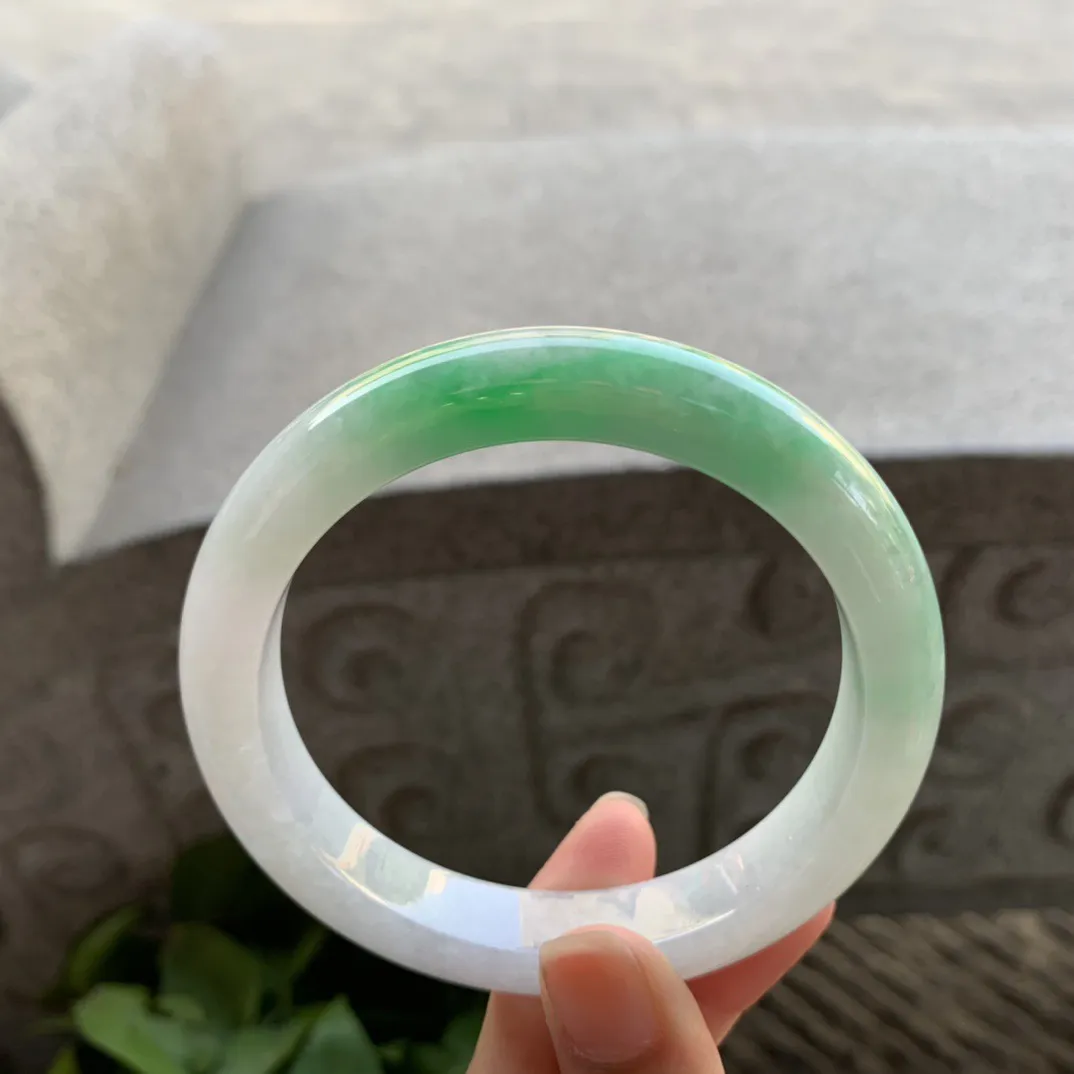 大圈口 62-12.4-9.8【飘阳绿正圈手镯】正圈62 63可戴