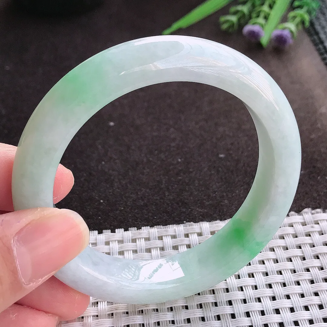 实拍翡翠A货55.5/12.5/9.3老坑秀气精美飘绿手镯宽边翡翠玉镯女款百搭