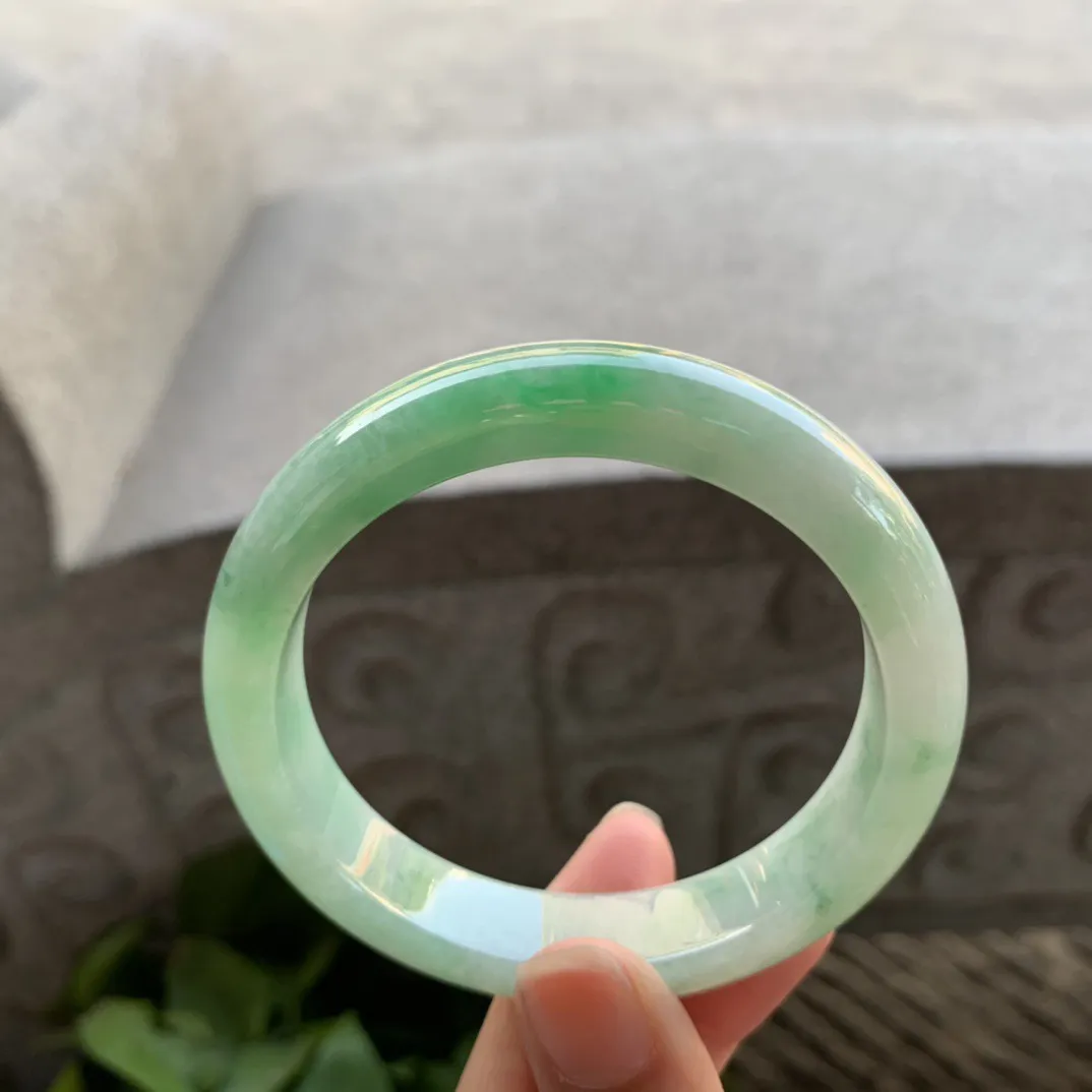 圈口 56-12.4-8.2【飘绿正圈手镯】正圈56 57可戴
