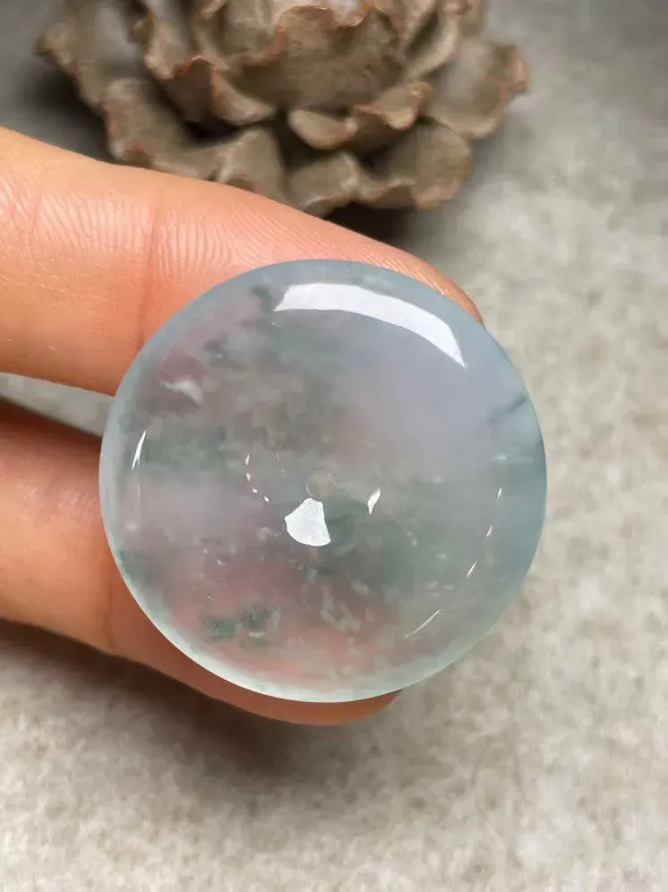 冰种飘花【平安扣】吊坠，种水好，玉质细腻 ，卖相好.