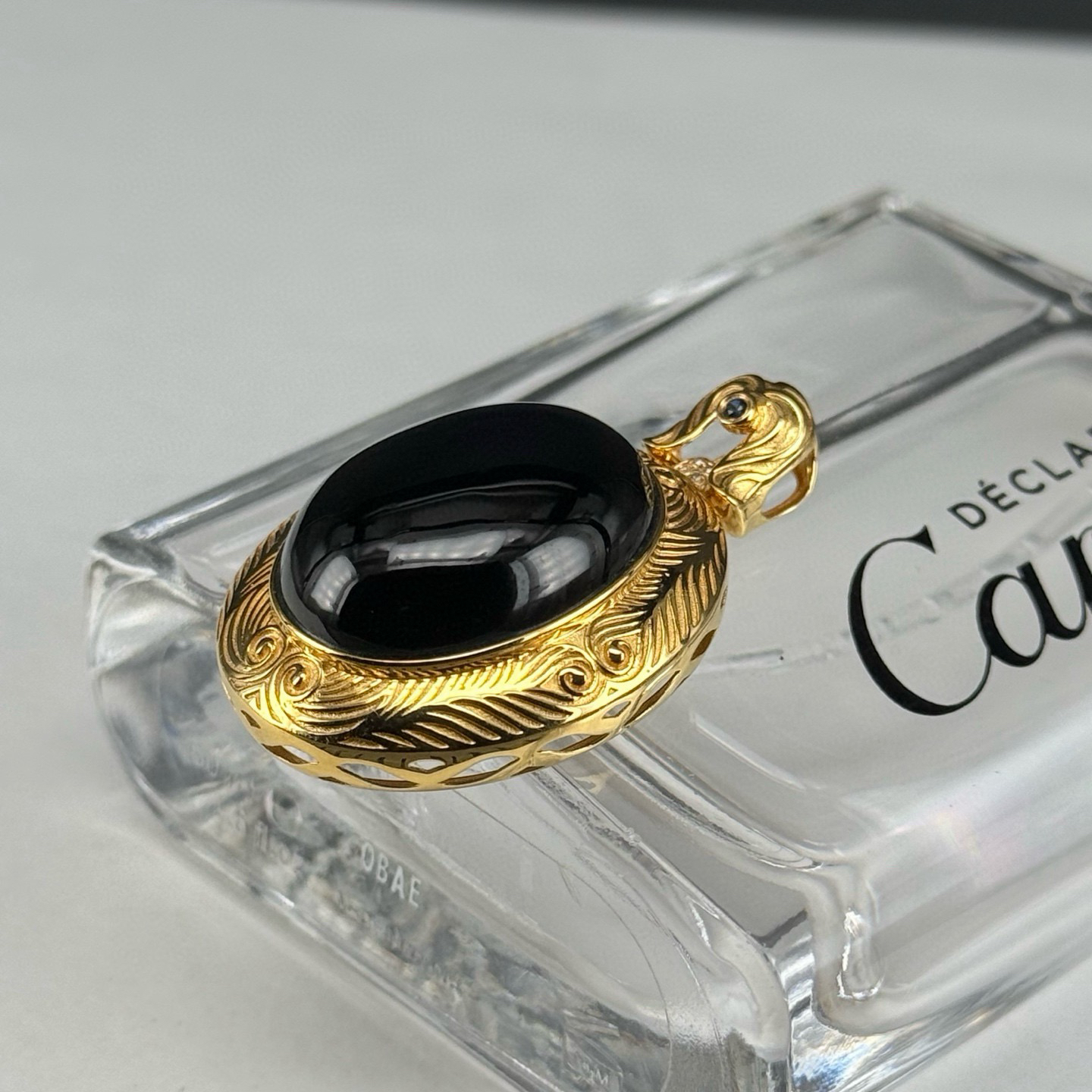 精品18k墨翠蛋面吊坠 种好色正 黑度极好 打灯通透 油性十足 尺寸40.1