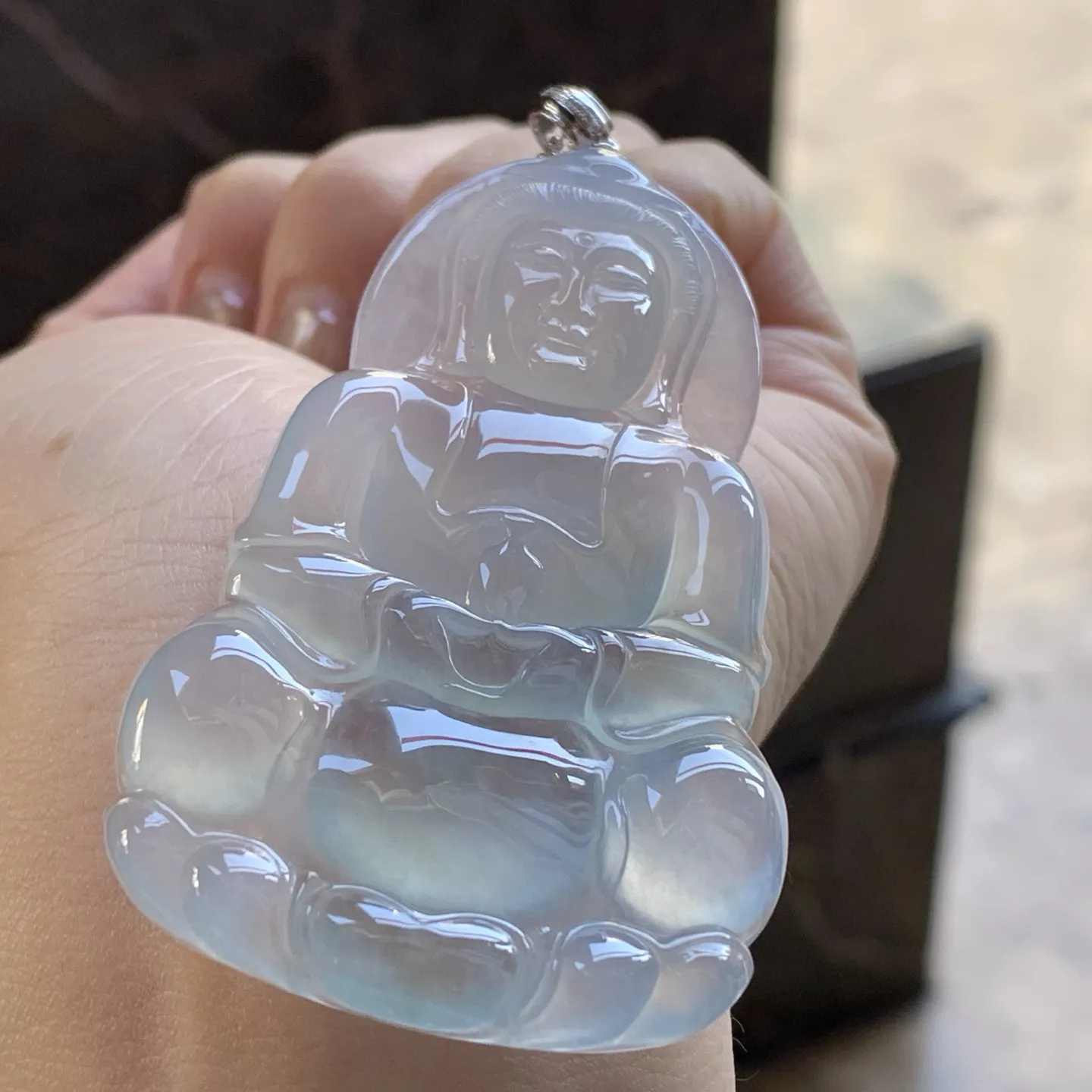 冰种观音
冰味十足 佩戴大气