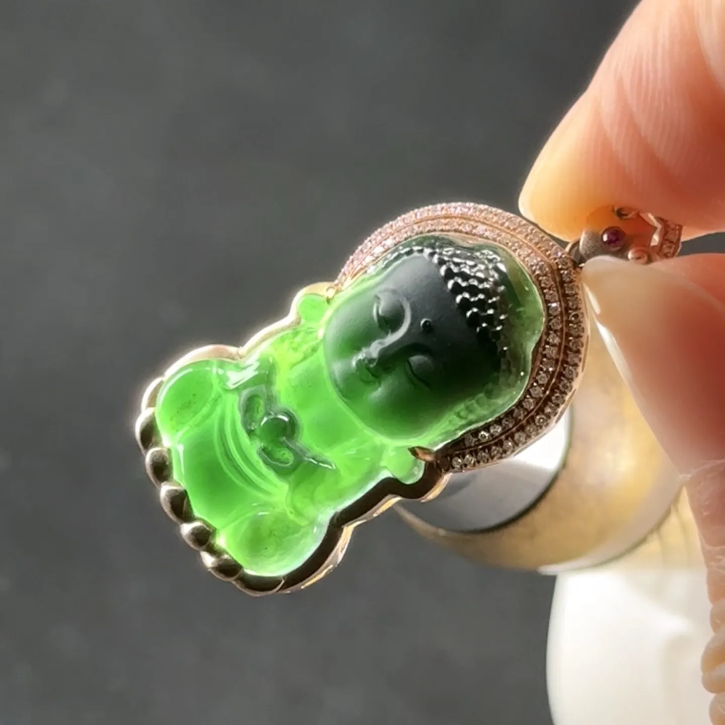 精品18k墨翠宝宝佛吊坠 种好色正 黑度极好 打灯通透 油性十足 尺寸34.9