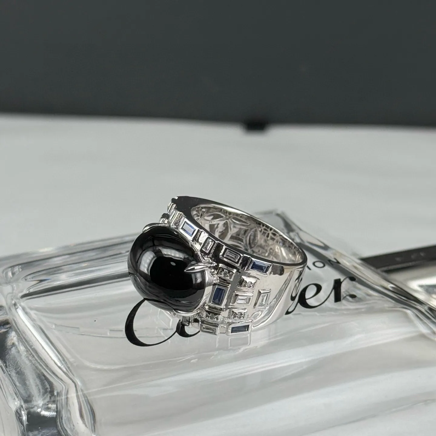 精品豪镶墨翠蛋面男戒 种好色正 黑度极好 打灯通透 油性十足 尺寸16.2