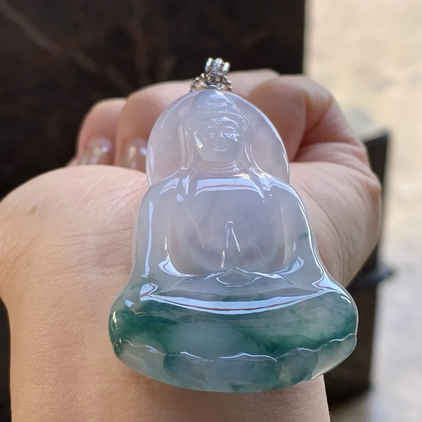 冰飘花观音
 佩戴大气