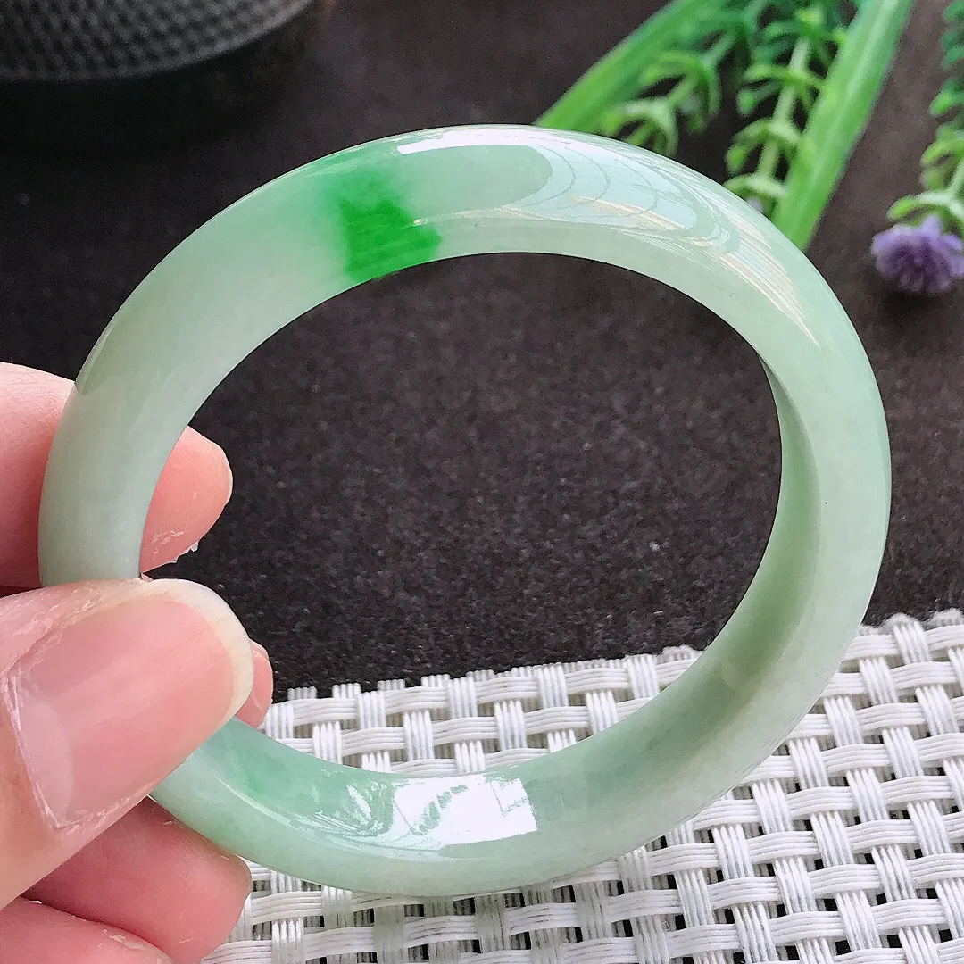 实拍翡翠A货50.5/11.5/7.2小圈口老坑精美飘阳绿手镯宽边翡翠玉镯女款百搭