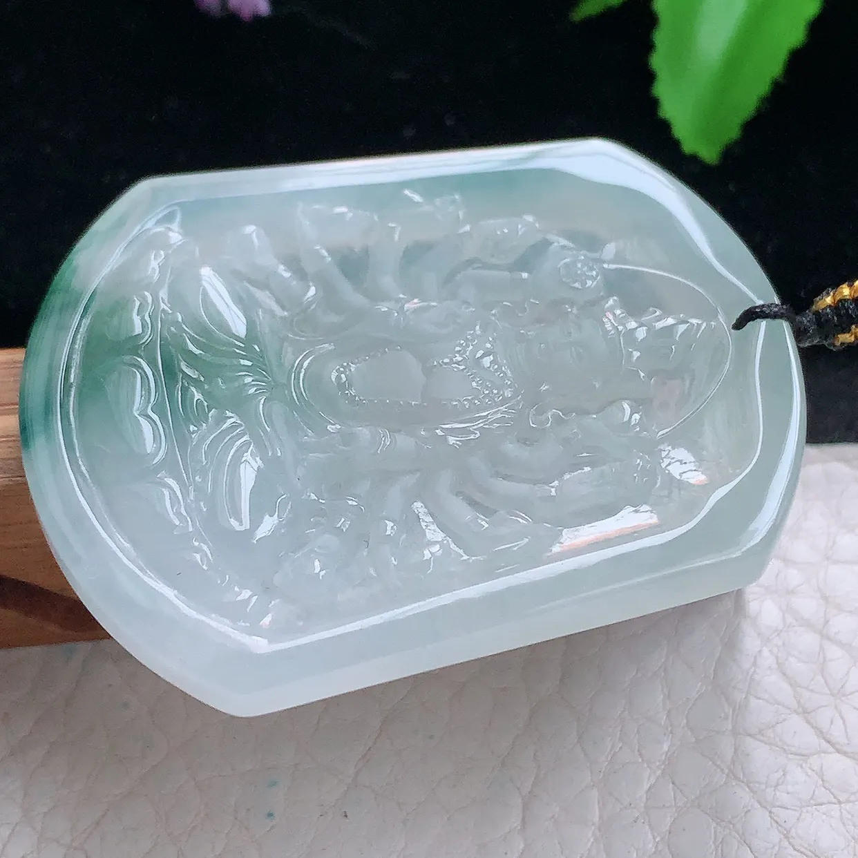 kh实拍53*43.8*5.6缅甸翡翠精雕飘花千手观音 生肖守护神玉吊坠 玉挂件