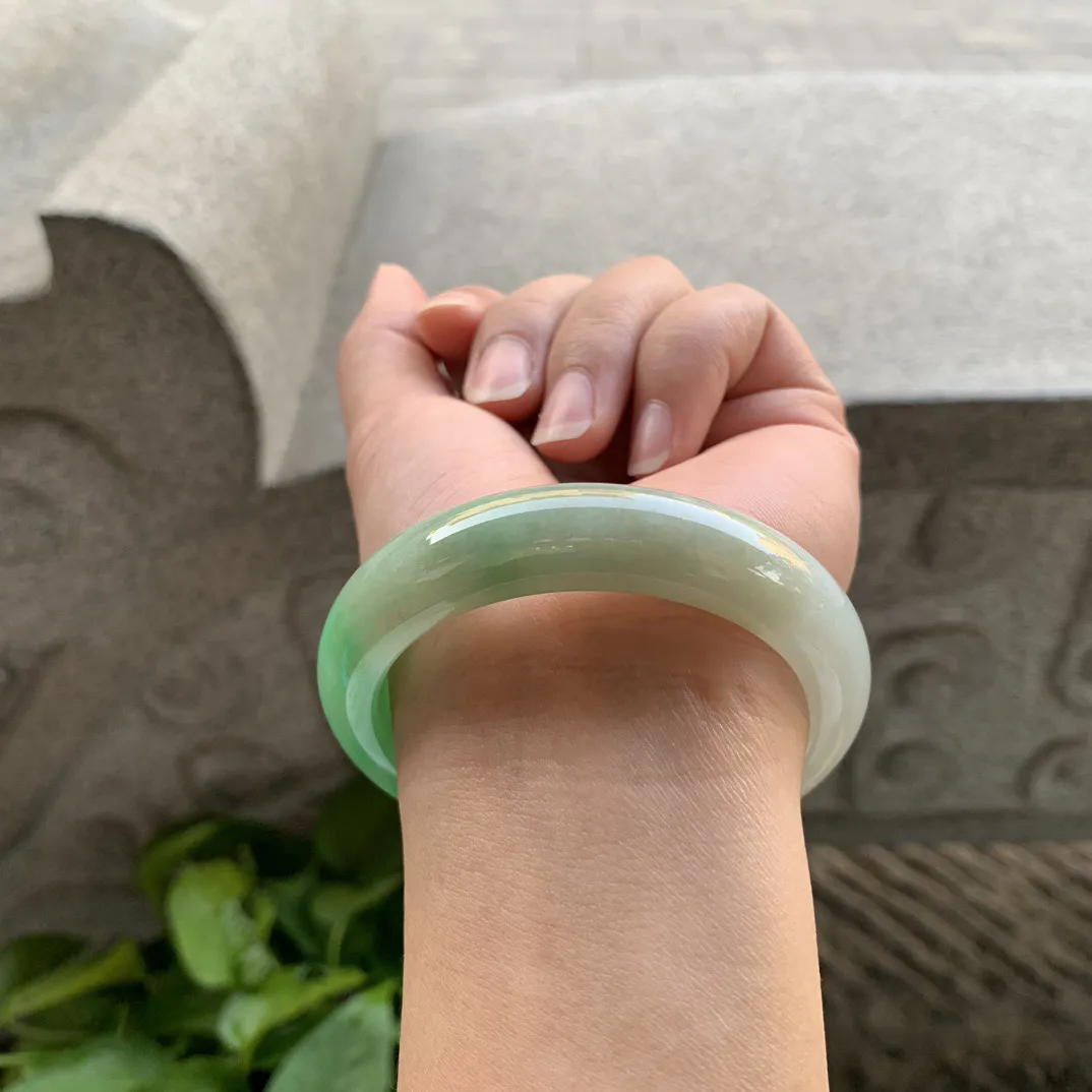 小圈口51.9-12.5-8.6 【黄加绿正圈手镯】正圈53 54可戴