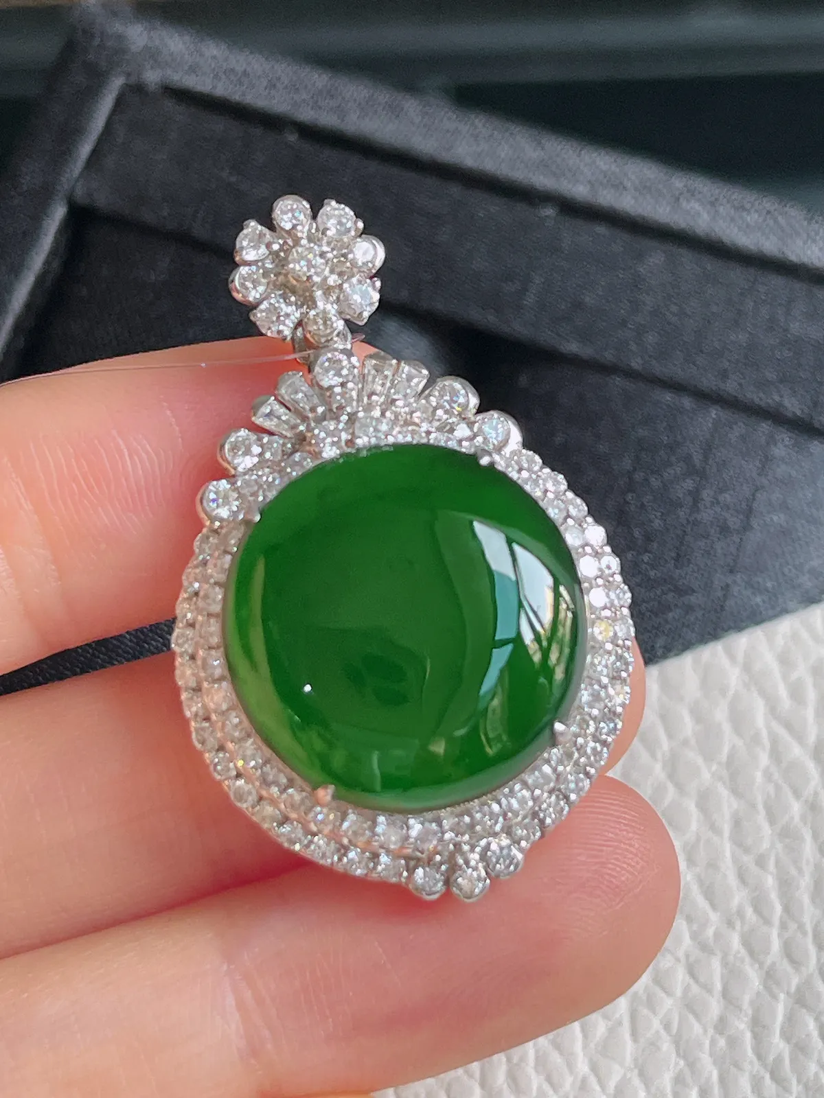 【对庄自营】翡翠蛋面吊坠，18k金镶嵌