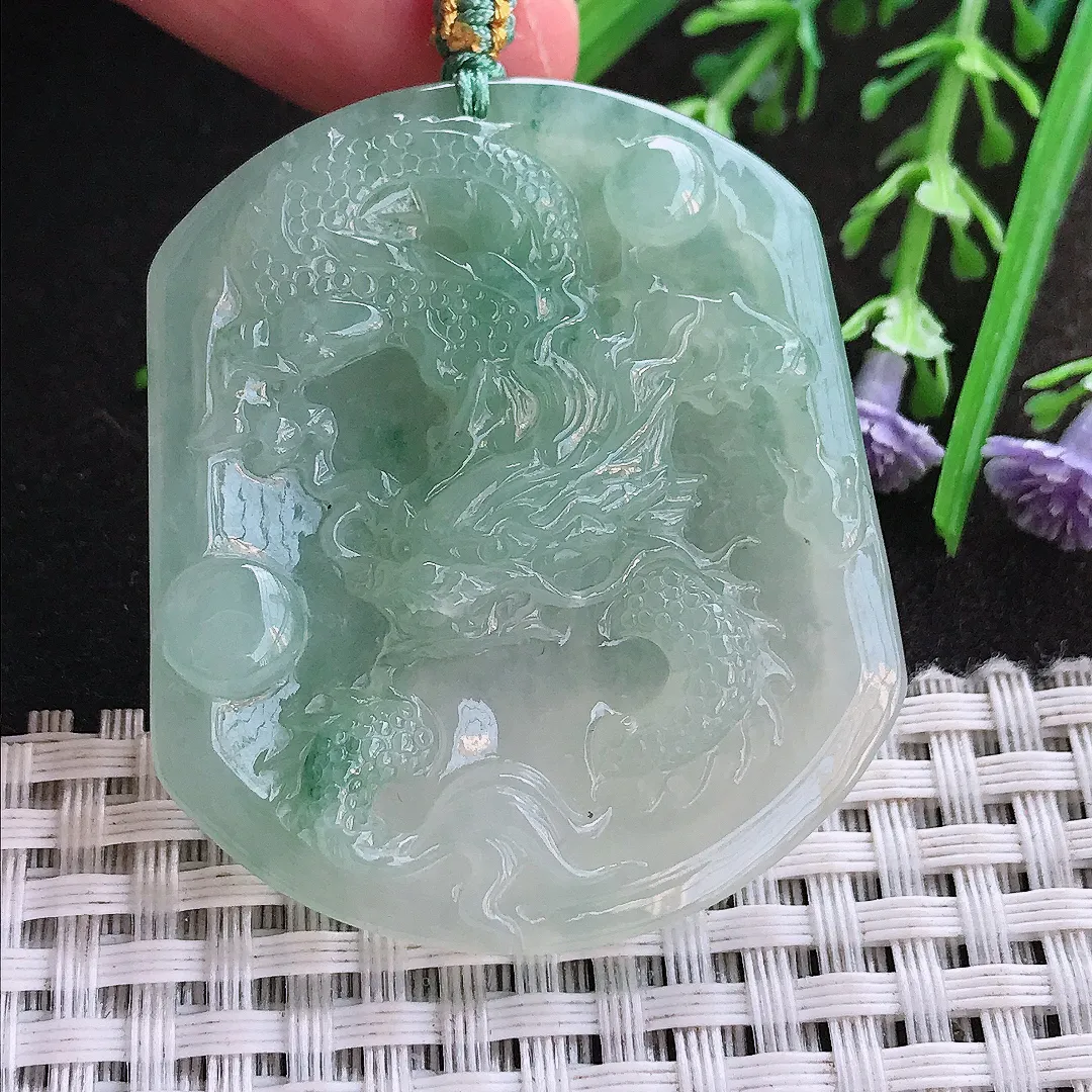 实拍A货翡翠47.5/41/5.6老坑冰胶水灵冰晴绿龙牌吊坠翡翠挂件