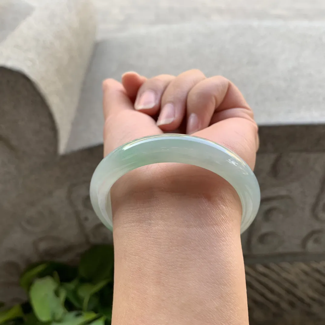 小圈口 51.5-10.5-7.7【阳绿正圈手镯】正圈51 52可戴