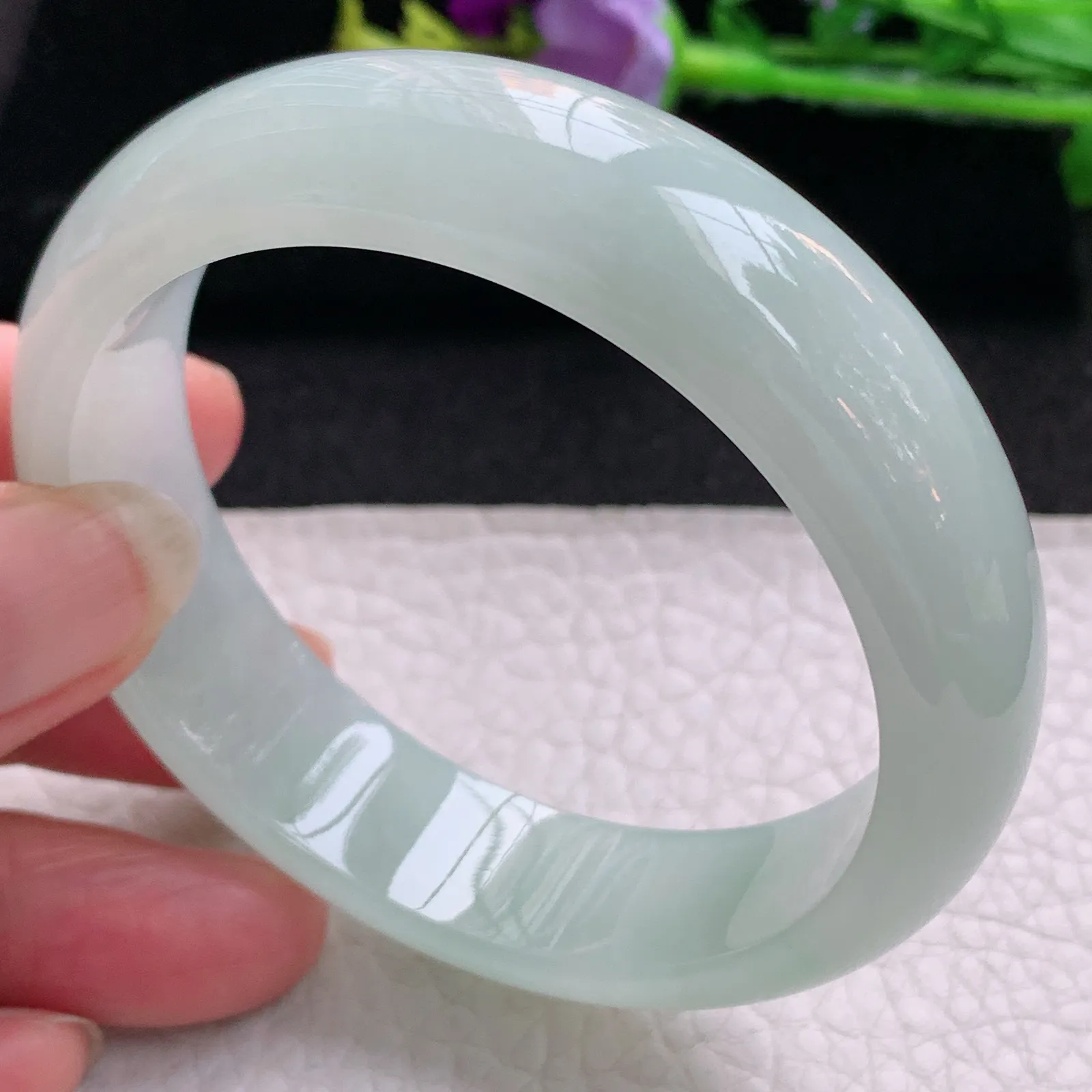 yq实拍56*15.3*7.8轮胎镯 天然缅甸翡翠浅绿冰晴玉手镯宽边玉手环