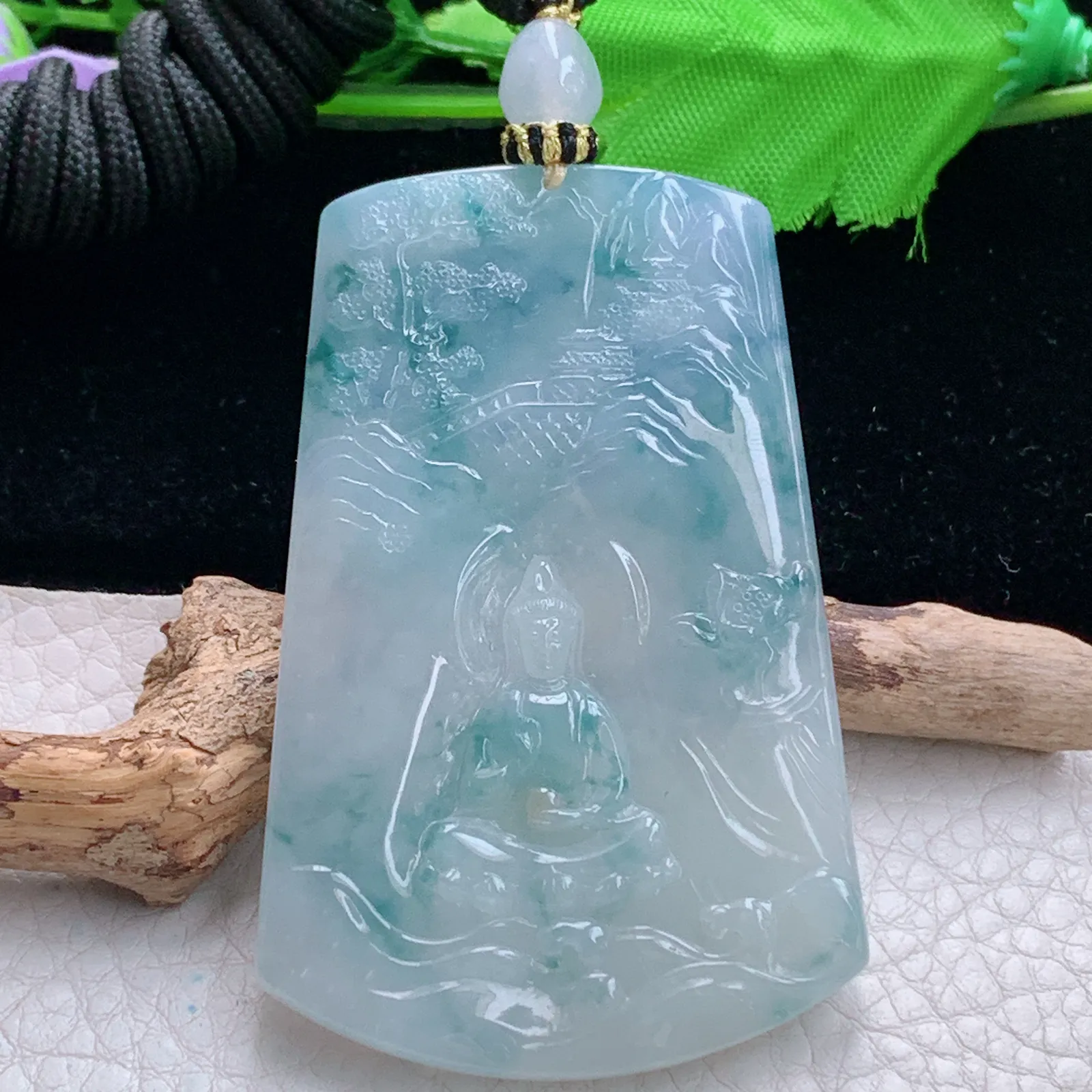 yl实拍65.5*42.5*5缅甸翡翠精雕冰胶飘紫花山水观音 玉观音玉吊坠