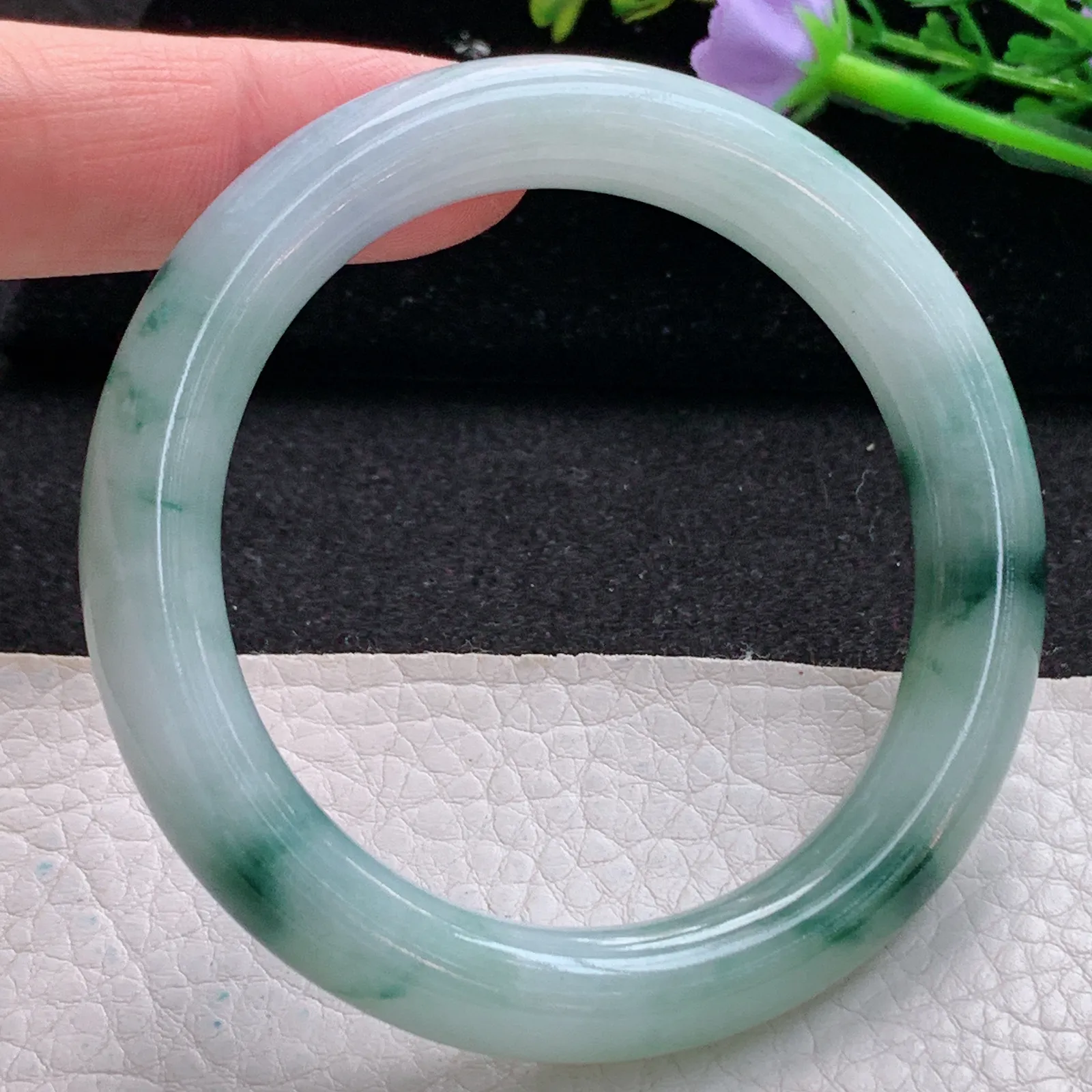 ee实拍53.5*10.2*9.5美人镯 天然缅甸翡翠飘花圆条玉手环 叮当镯