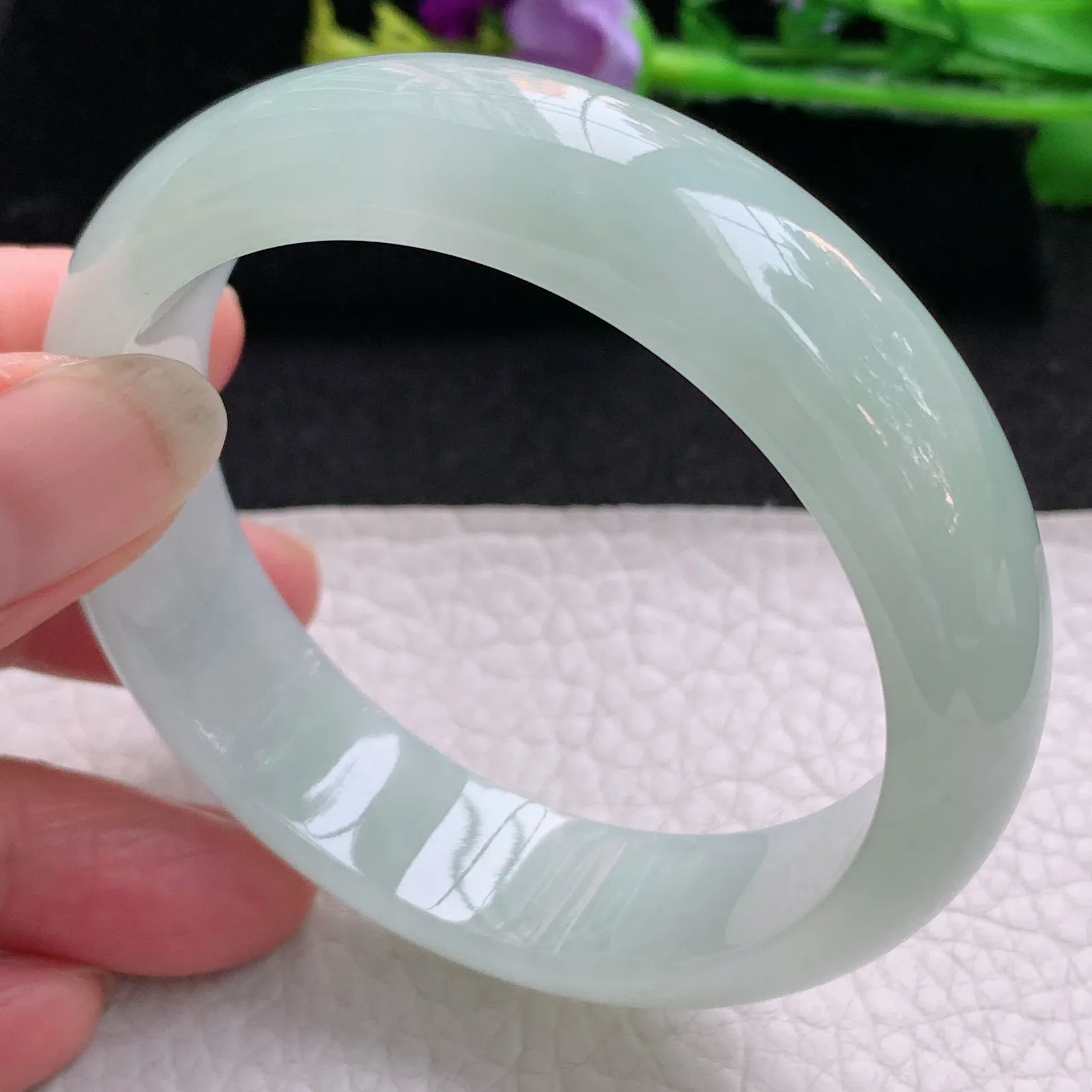 yq实拍56*15.3*7.8轮胎镯 天然缅甸翡翠浅绿冰晴玉手镯宽边玉手环